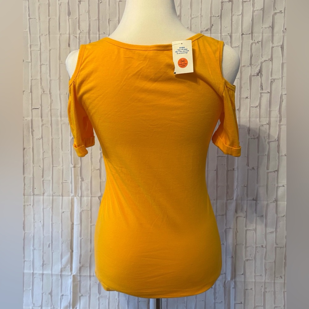 Color Story Vibrant Women's Short Sleeve Tee Collection - Picture 13 of 16